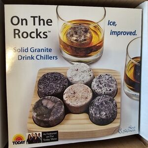 New in Box Sea Stones On The Rocks Solid Granite Drink Chillers + 2 Glasses